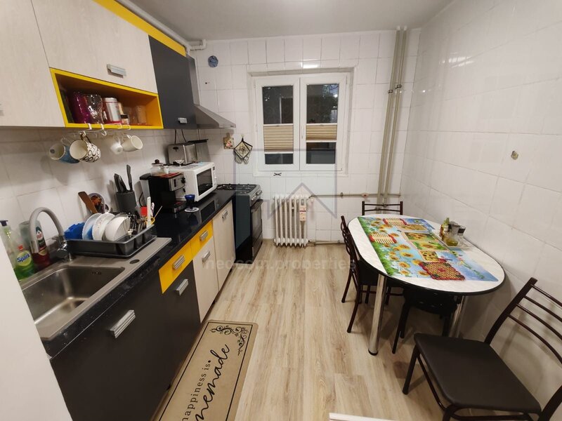 Rahova, str. Soldat Croitoru vanzare apartament 4 camere
